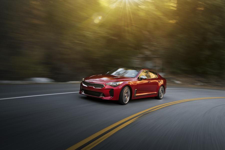  Kia Stinger GT (CK) 2017 года  (NA) (фото 27 из 50)